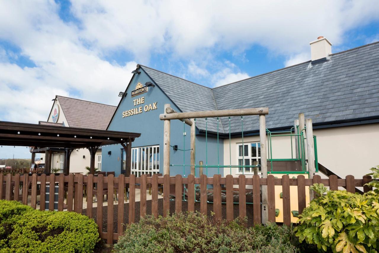Sessile Oak, Llanelli By Marston'S Inns Экстерьер фото